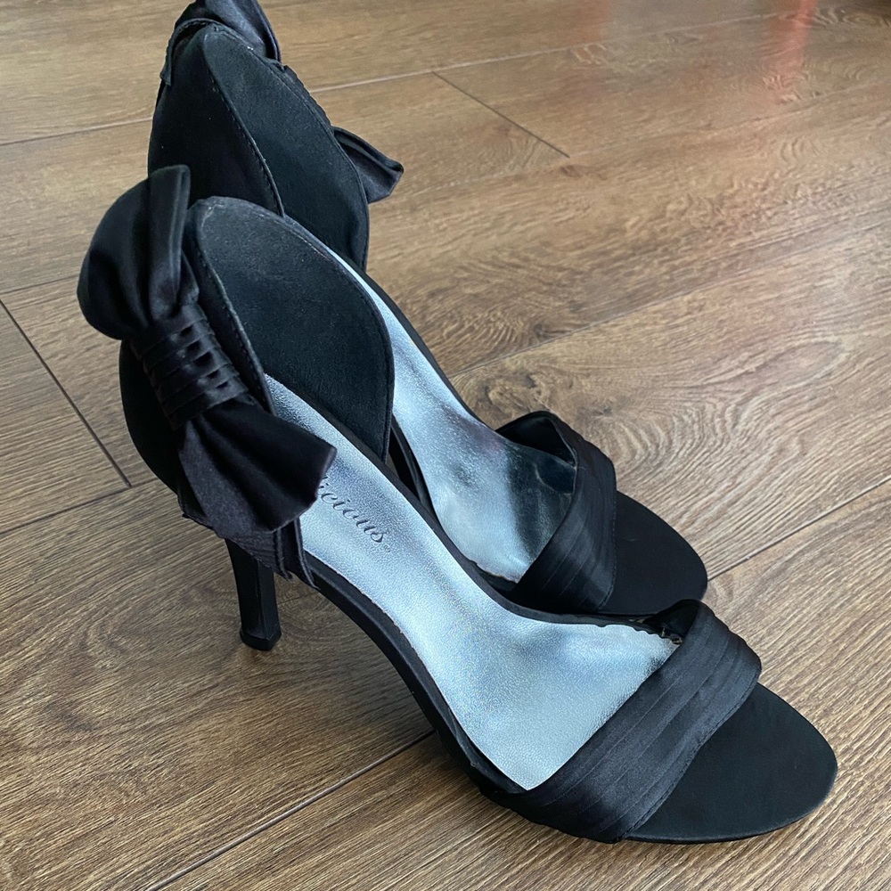 H&M heels black satin size 8.5